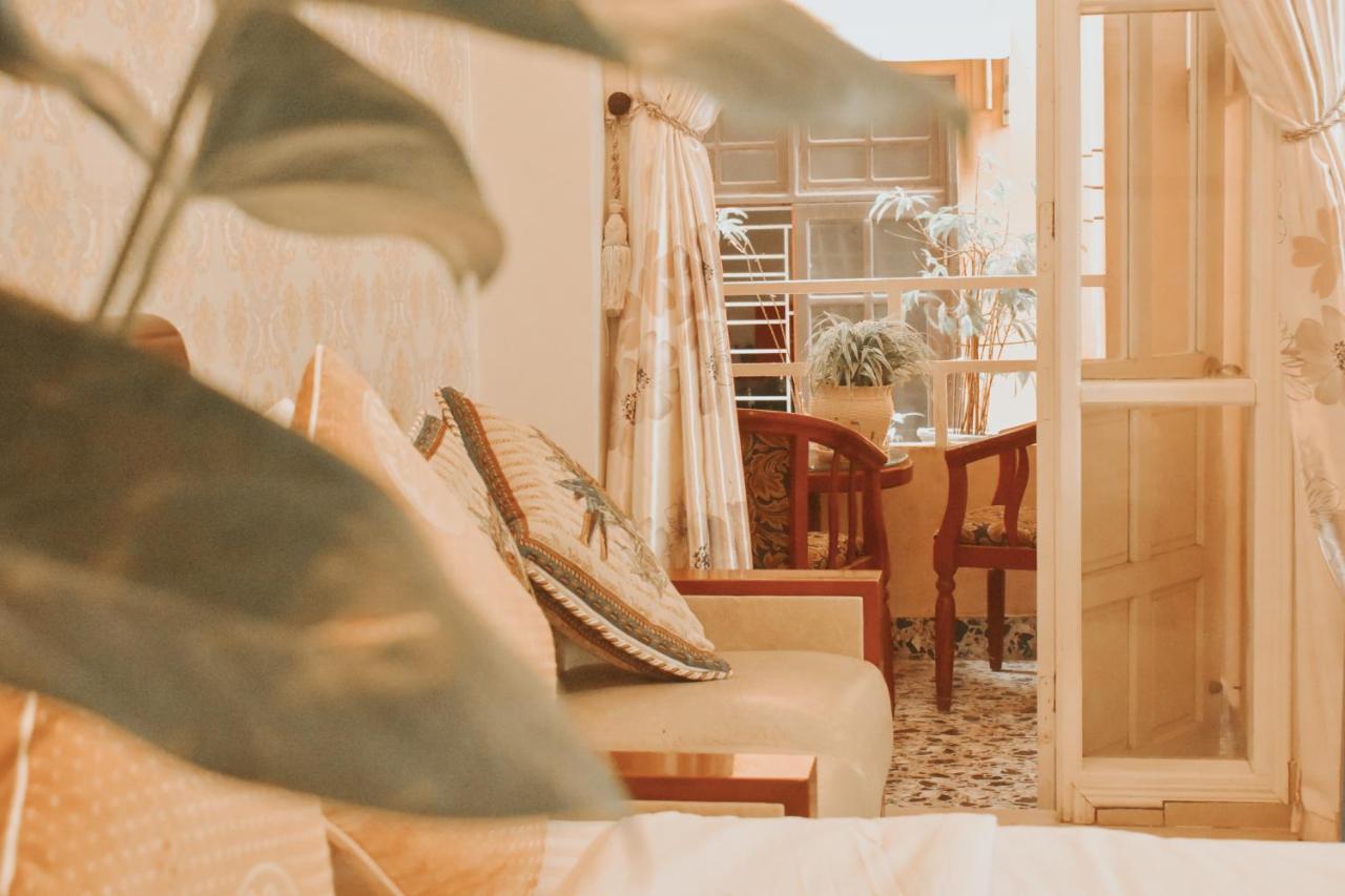 Hue Harmony Hotel Bagian luar foto